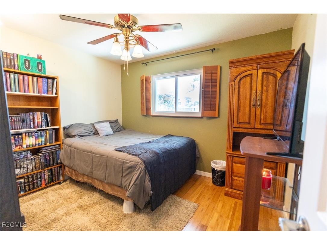 3271 Maple Leaf Circle #3 Fort Myers FL 33907 2025020957 image32