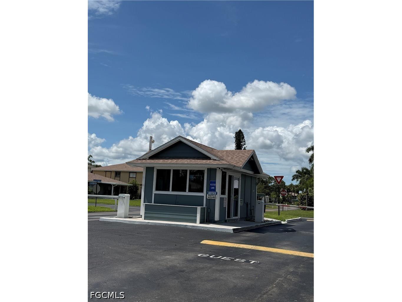 3271 Royal Canadian Trace #2 Fort Myers FL 33907 2026023132 image3