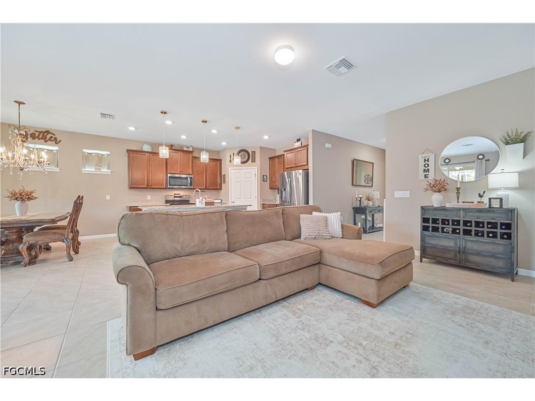 3273 Apple Blossom Drive Alva FL 33920 2026016092 image16