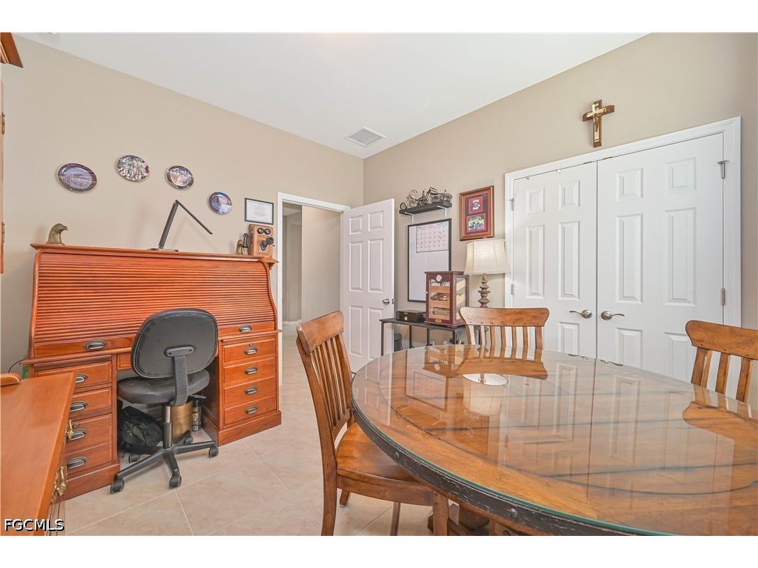 3273 Apple Blossom Drive Alva FL 33920 2026016092 image37