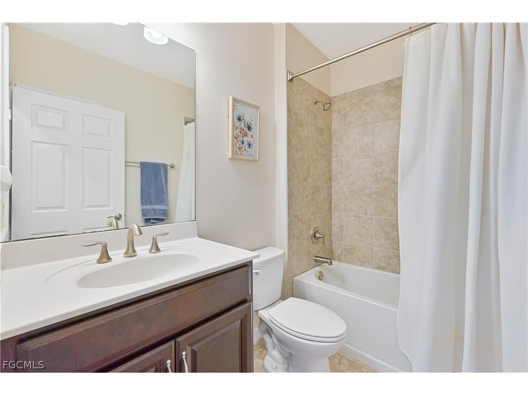 3275 Birchin Lane Fort Myers FL 33916 2026012807 image27