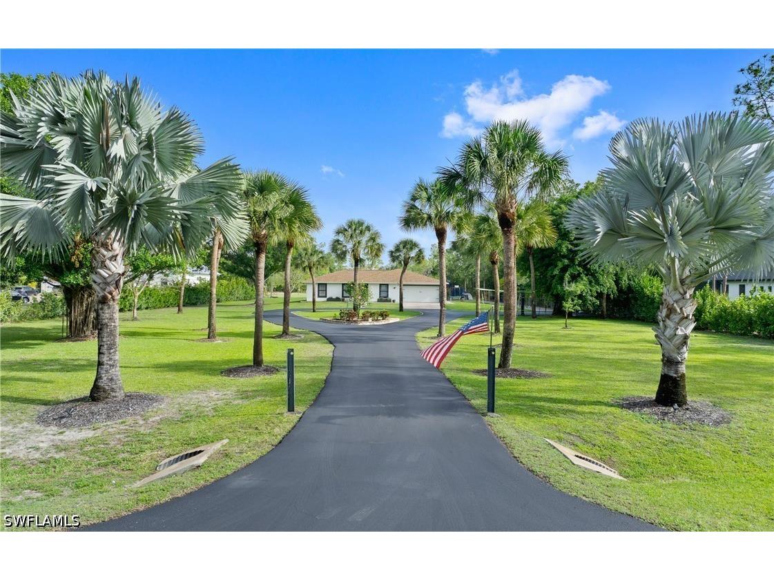 3277 5th Avenue NW Naples FL 34120 226014841 image2