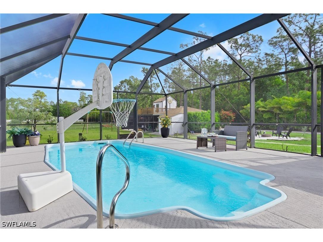 3277 5th Avenue NW Naples FL 34120 226014841 image5
