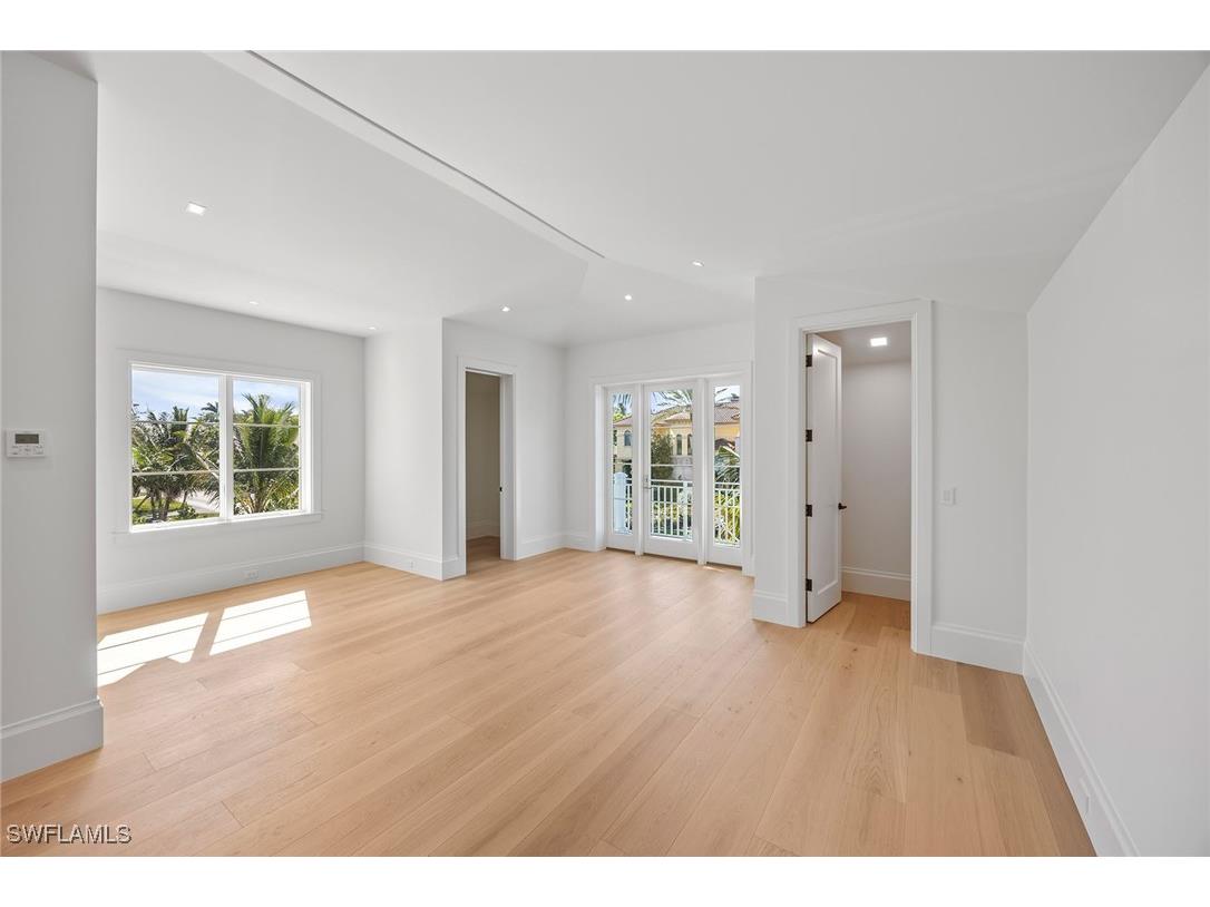 3277 Gordon Drive Naples FL 34102 224098627 image36