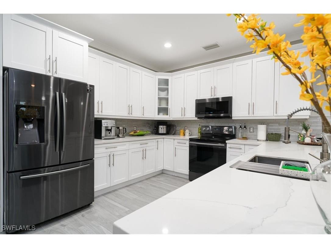 328 16th Avenue NW Naples FL 34120 225068848 image10