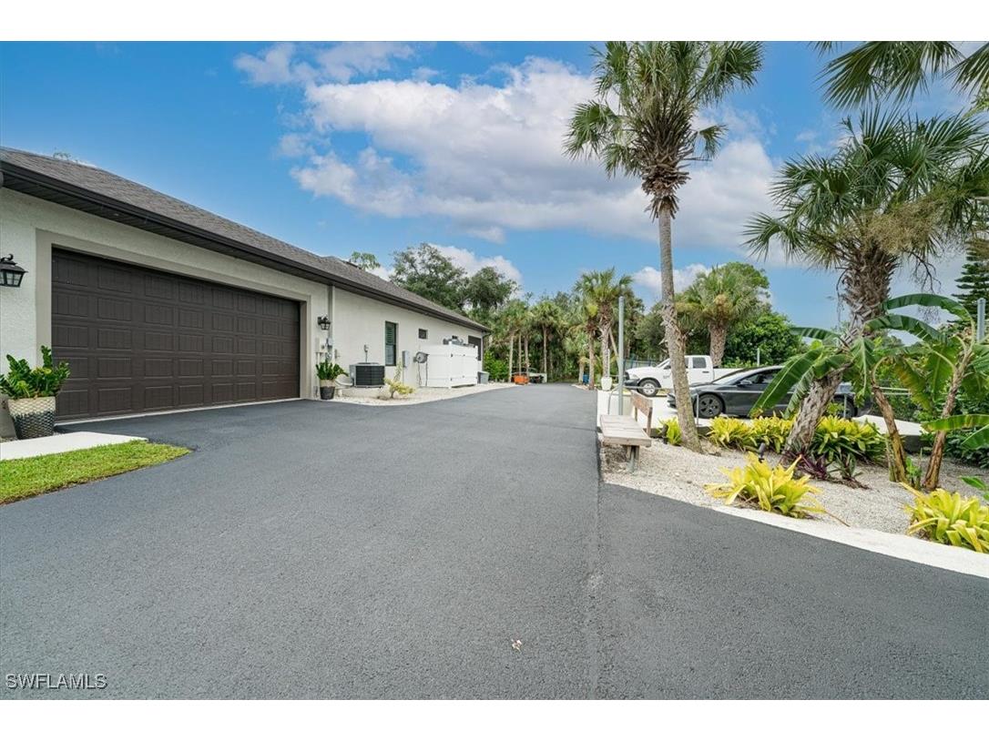 328 16th Avenue NW Naples FL 34120 225068848 image41