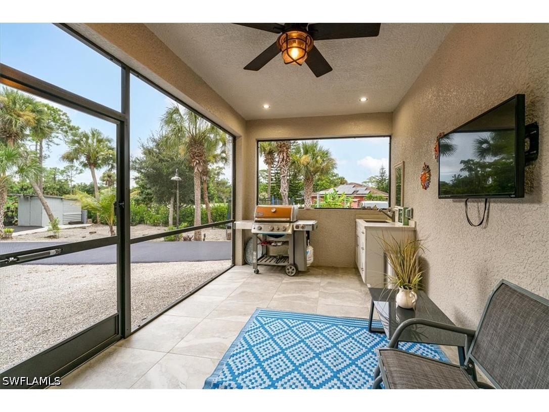 328 16th Avenue NW Naples FL 34120 226025316 image17