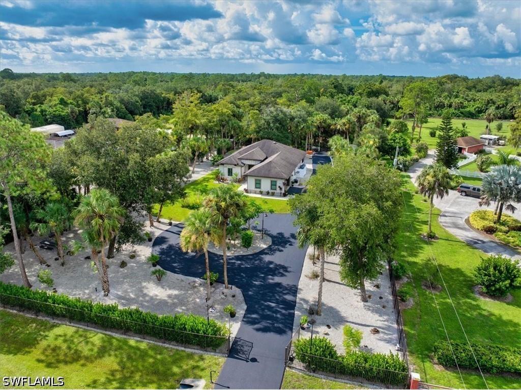 328 16th Avenue NW Naples FL 34120 226025316 image3