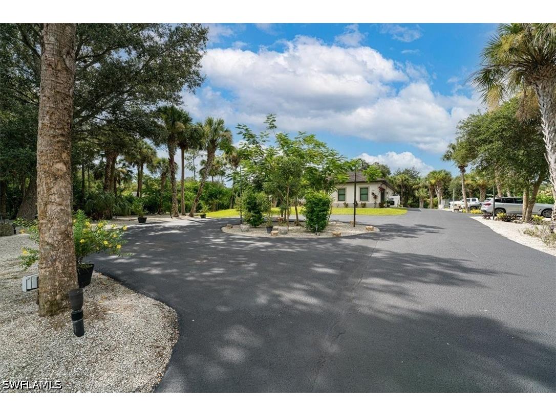 328 16th Avenue NW Naples FL 34120 226025316 image37