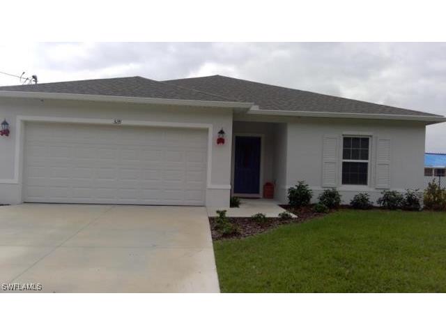 328 Jacaranda Parkway E Cape Coral FL 33909 225063357 image1