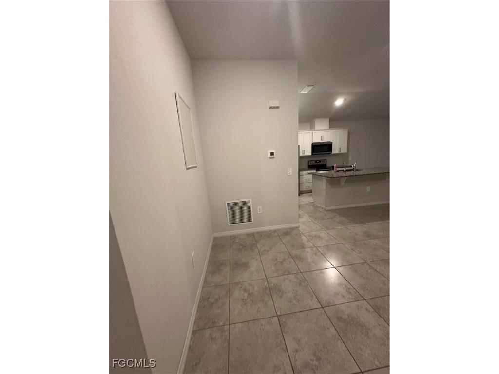 328 Jacaranda Parkway E Cape Coral FL 33909 225063357 image8