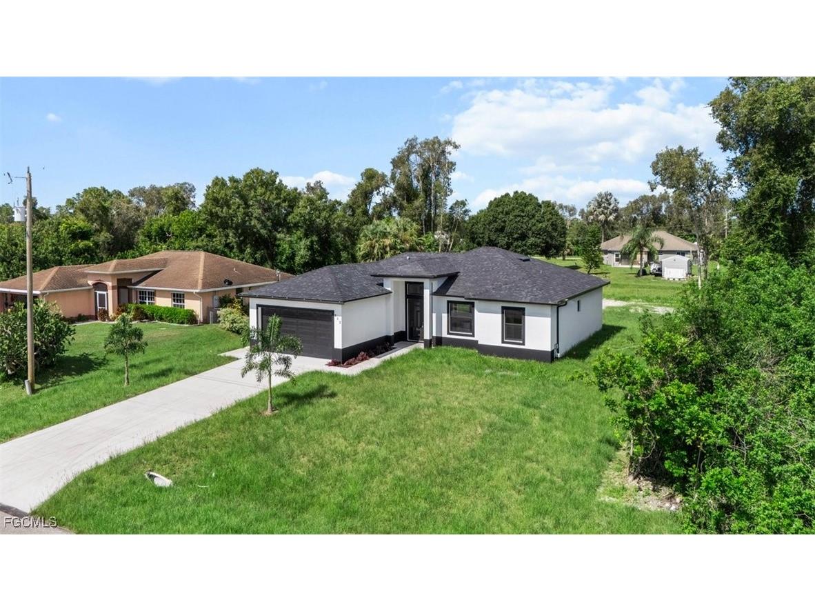 328 Ranch Avenue Lehigh Acres FL 33974 2025006791 image1