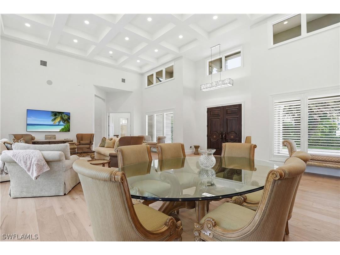 328 Sedgwick Court Naples FL 34108 226011896 image4