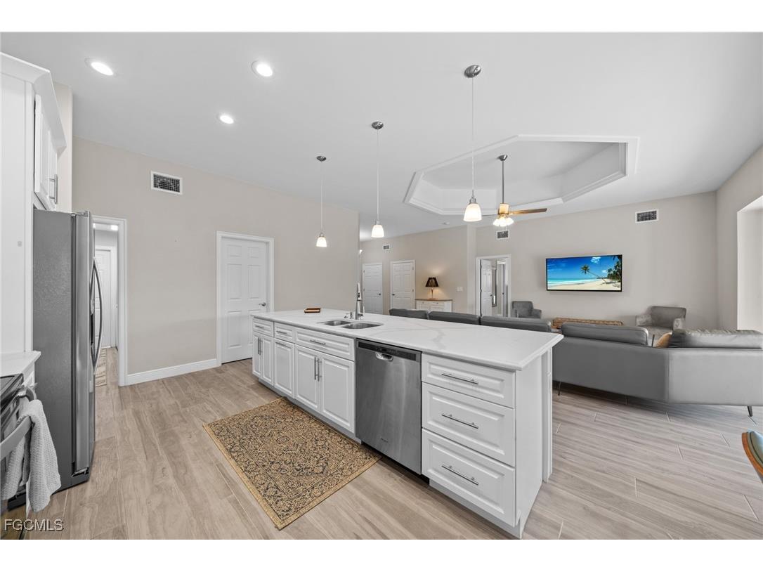 328 SW 26th Avenue Cape Coral FL 33991 2025020859 image10