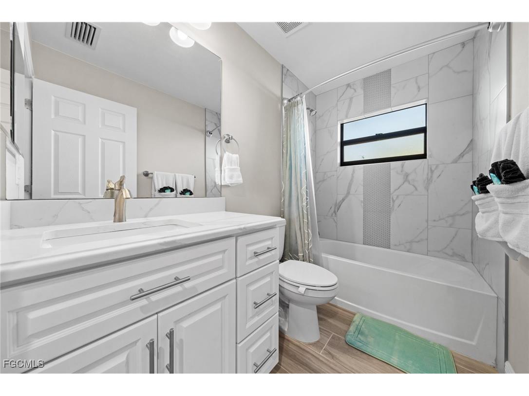 328 SW 26th Avenue Cape Coral FL 33991 2025020859 image22