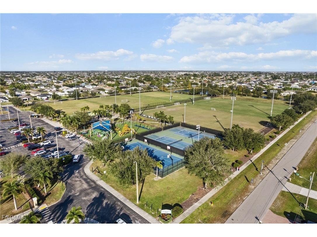 328 SW 26th Avenue Cape Coral FL 33991 2025020859 image37
