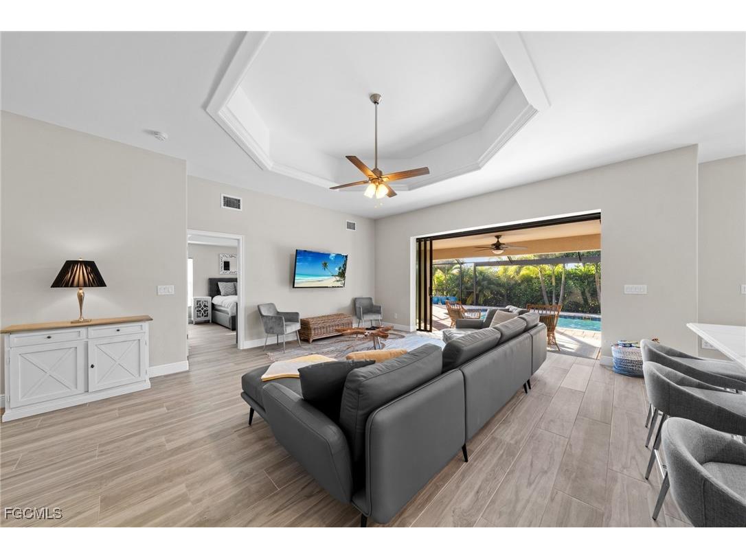 328 SW 26th Avenue Cape Coral FL 33991 2025020859 image6