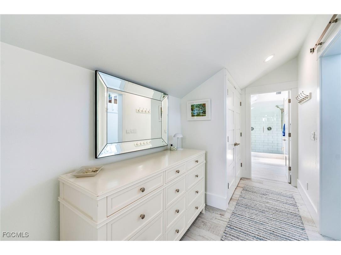 328 Useppa Island Useppa Island FL 33924 2025023544 image19