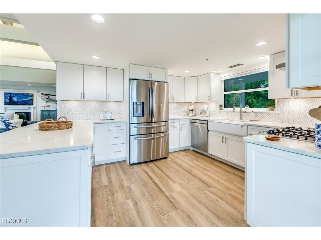 328 Useppa Island Useppa Island FL 33924 2025023544 image13