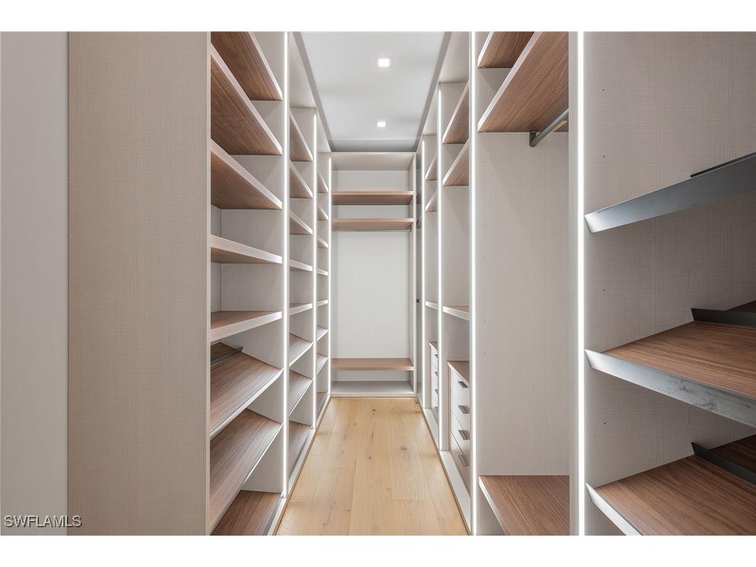 3280 Crayton Road Naples FL 34103 224086445 image12