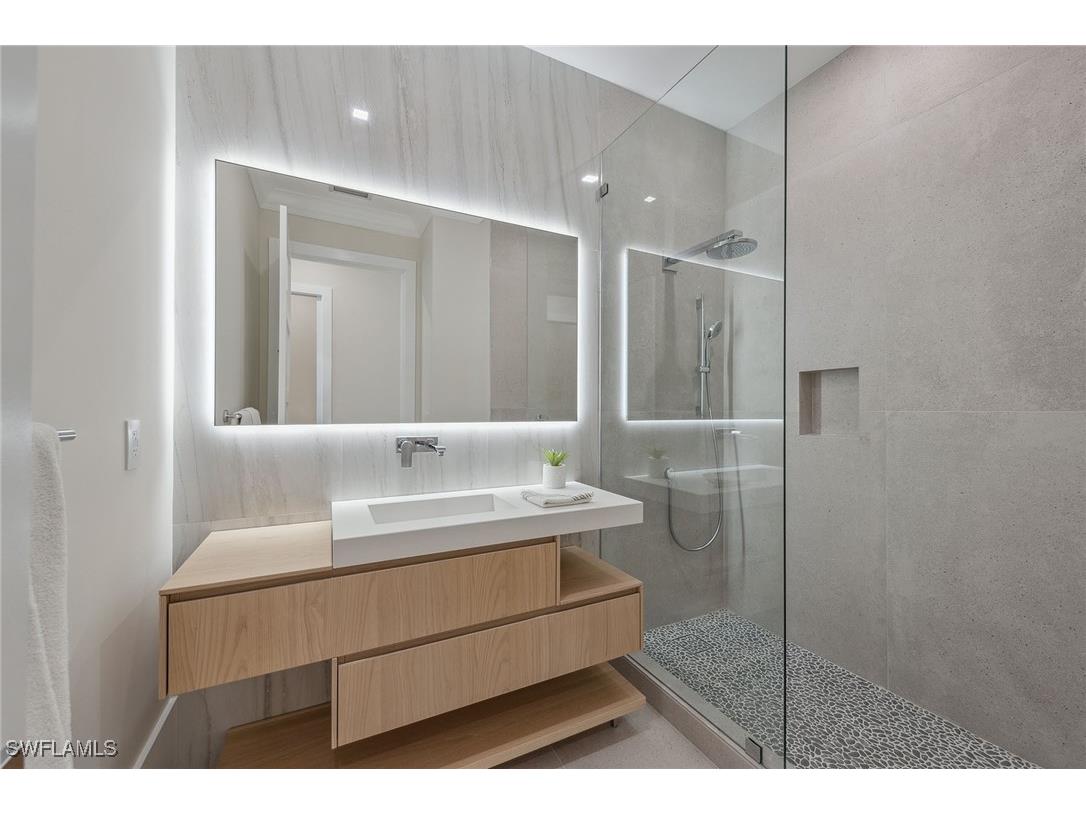 3280 Crayton Road Naples FL 34103 224086445 image24