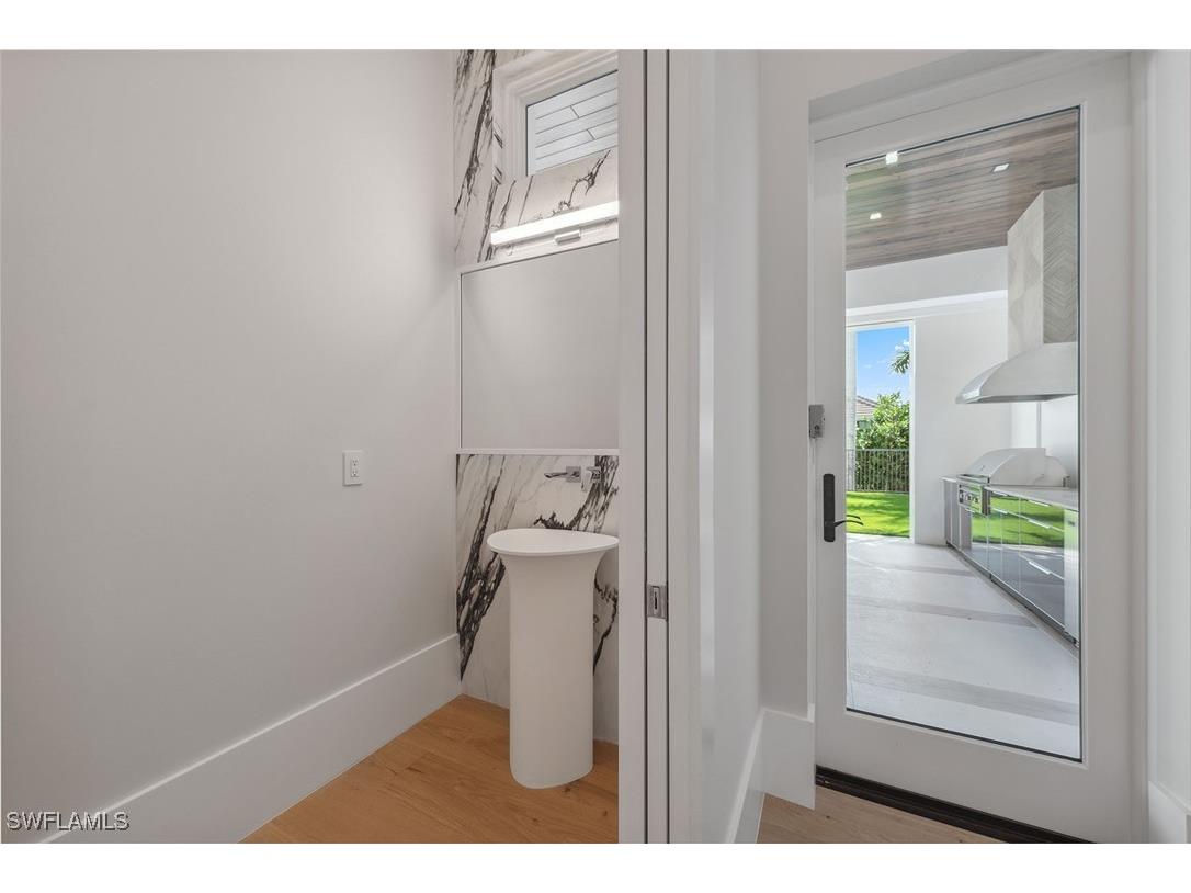 3280 Crayton Road Naples FL 34103 224086445 image27