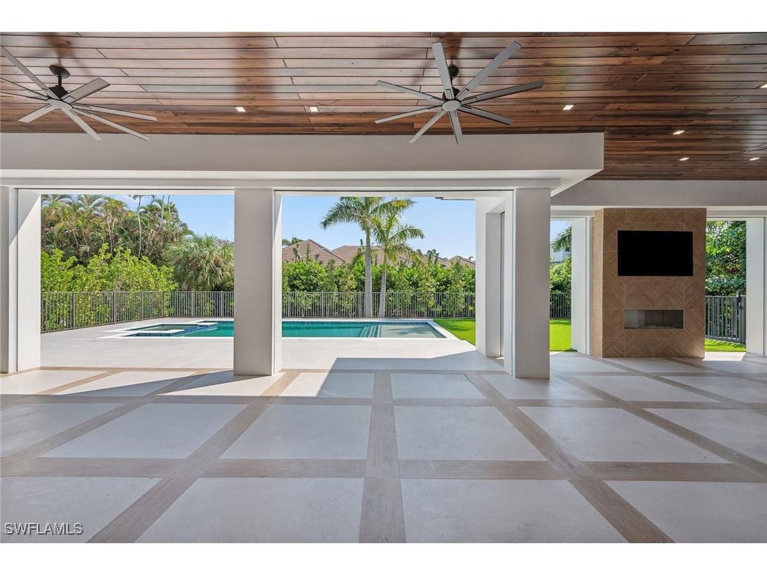 3280 Crayton Road Naples FL 34103 224086445 image30