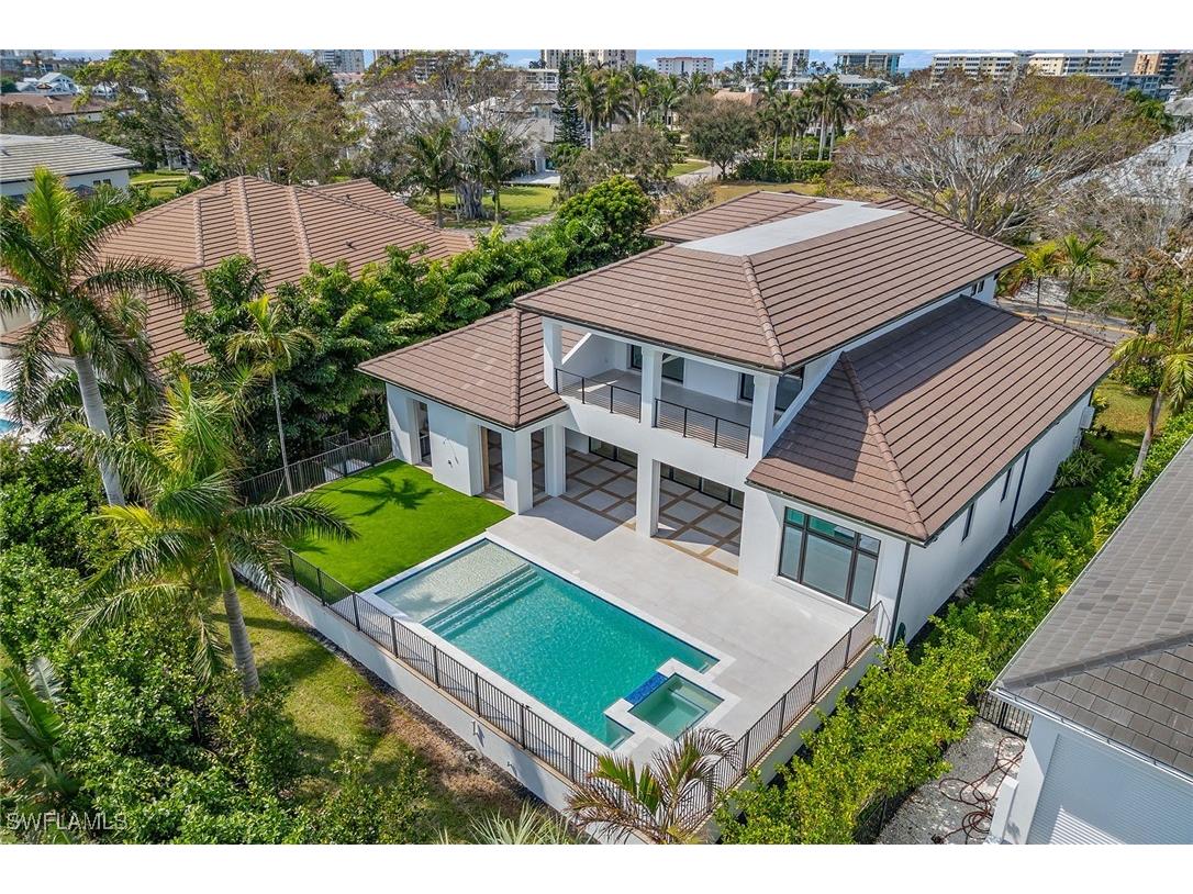 3280 Crayton Road Naples FL 34103 224086445 image37