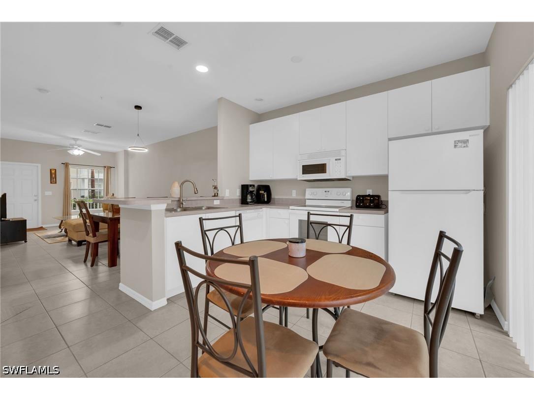 3280 Lindsey Lane #5 Naples FL 34109 226020207 image5