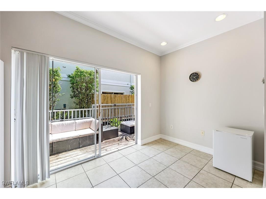 3280 Lindsey Lane #4 Naples FL 34109 225078090 image11