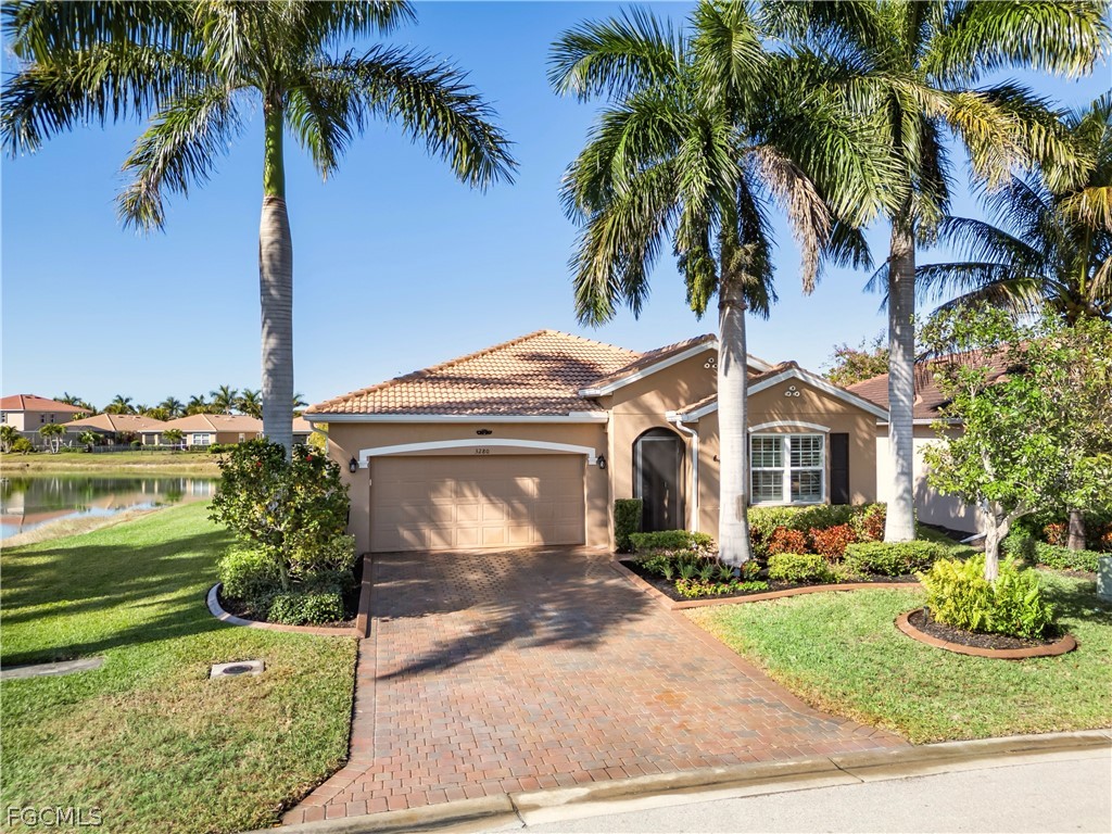 3280 Royal Gardens Avenue Fort Myers FL 33916 2026007973 image1