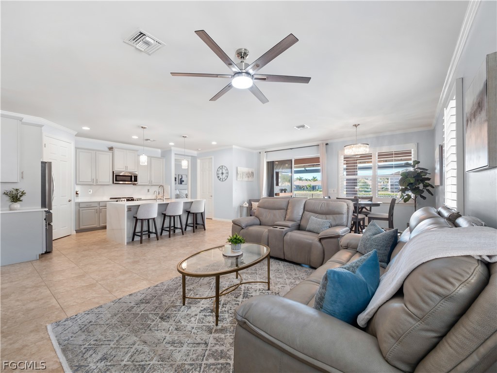 3280 Royal Gardens Avenue Fort Myers FL 33916 2026007973 image11