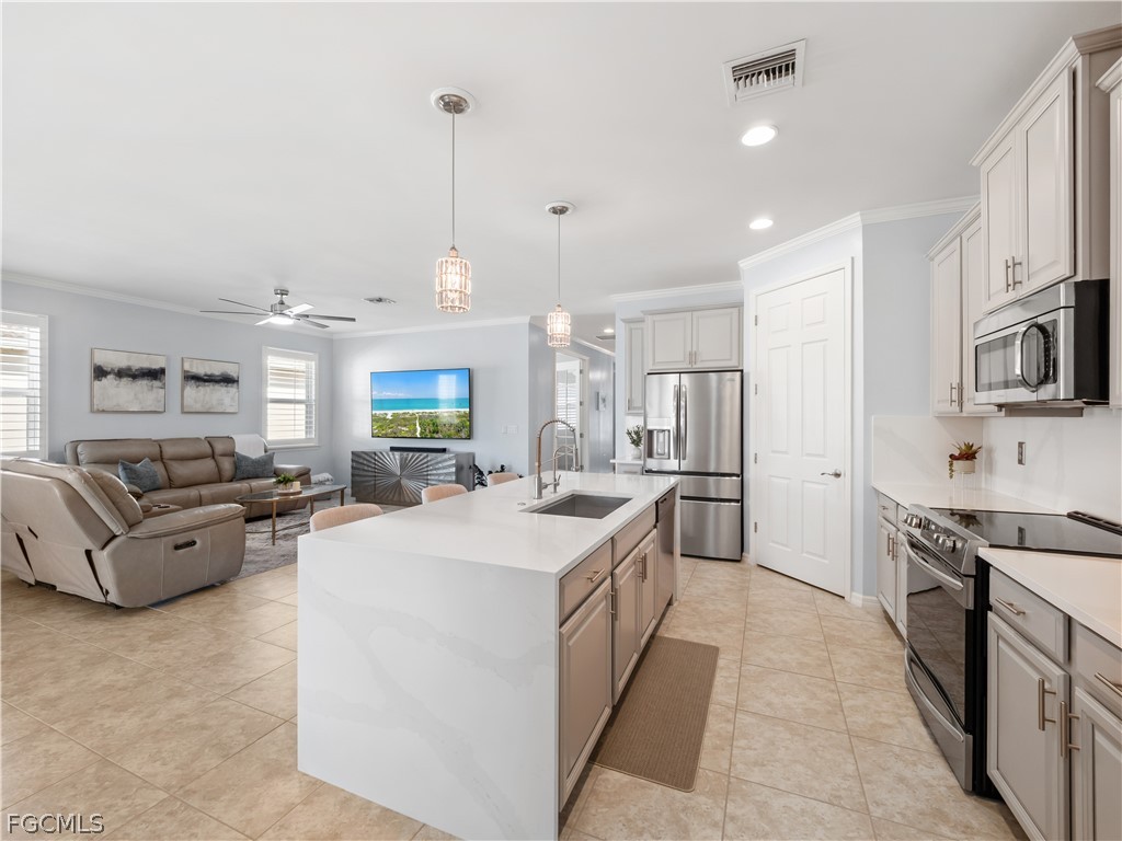 3280 Royal Gardens Avenue Fort Myers FL 33916 2026007973 image16