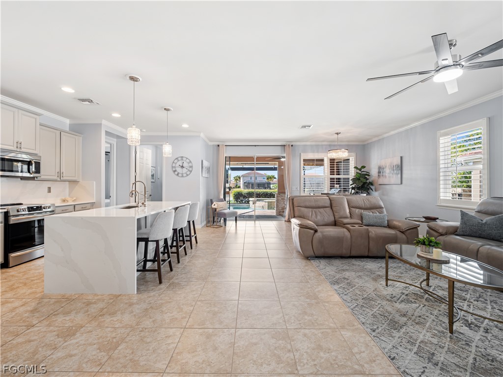 3280 Royal Gardens Avenue Fort Myers FL 33916 2026007973 image18