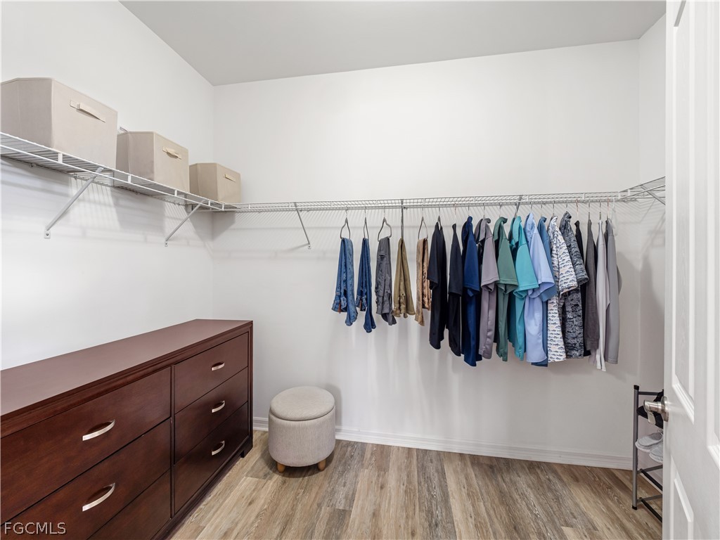 3280 Royal Gardens Avenue Fort Myers FL 33916 2026007973 image31