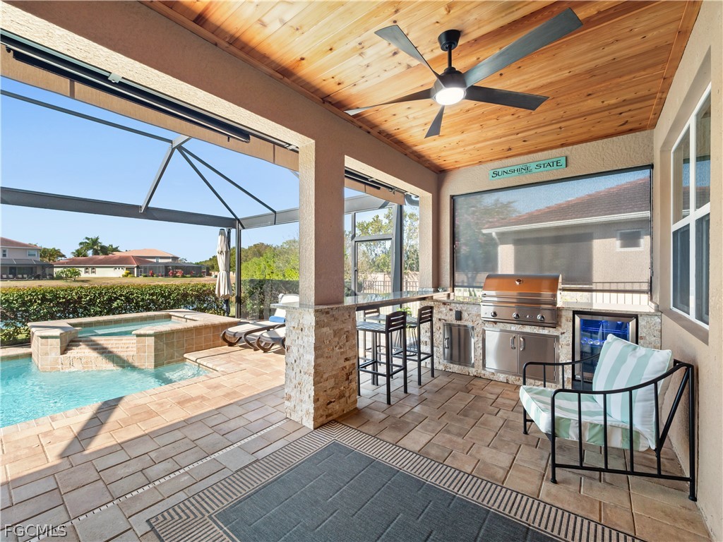 3280 Royal Gardens Avenue Fort Myers FL 33916 2026007973 image4