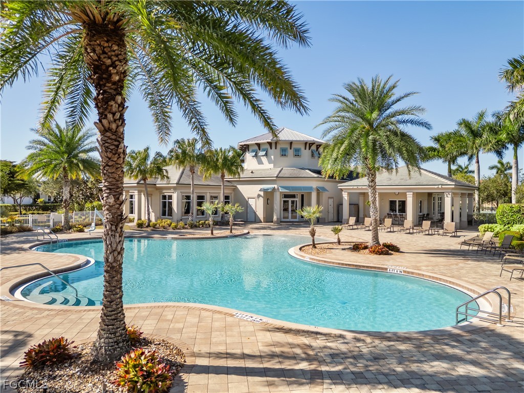 3280 Royal Gardens Avenue Fort Myers FL 33916 2026007973 image45