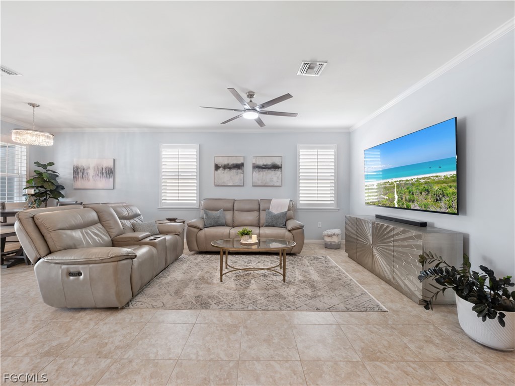 3280 Royal Gardens Avenue Fort Myers FL 33916 2026007973 image8