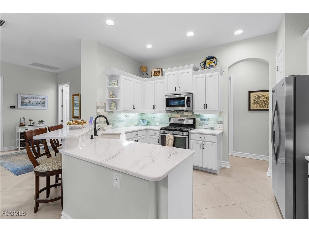 3280 Shady Bend Way Fort Myers FL 33905 2025018161 image11