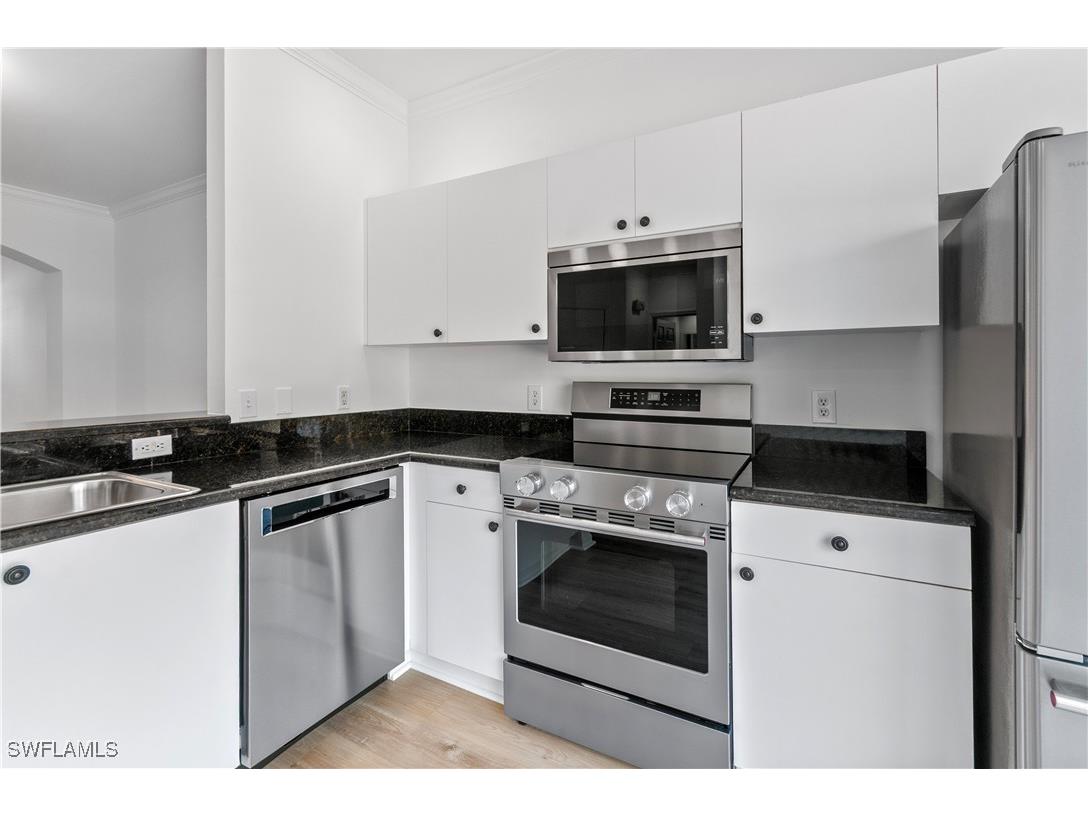 3281 Lindsey Lane #4 Naples FL 34109 226003371 image2