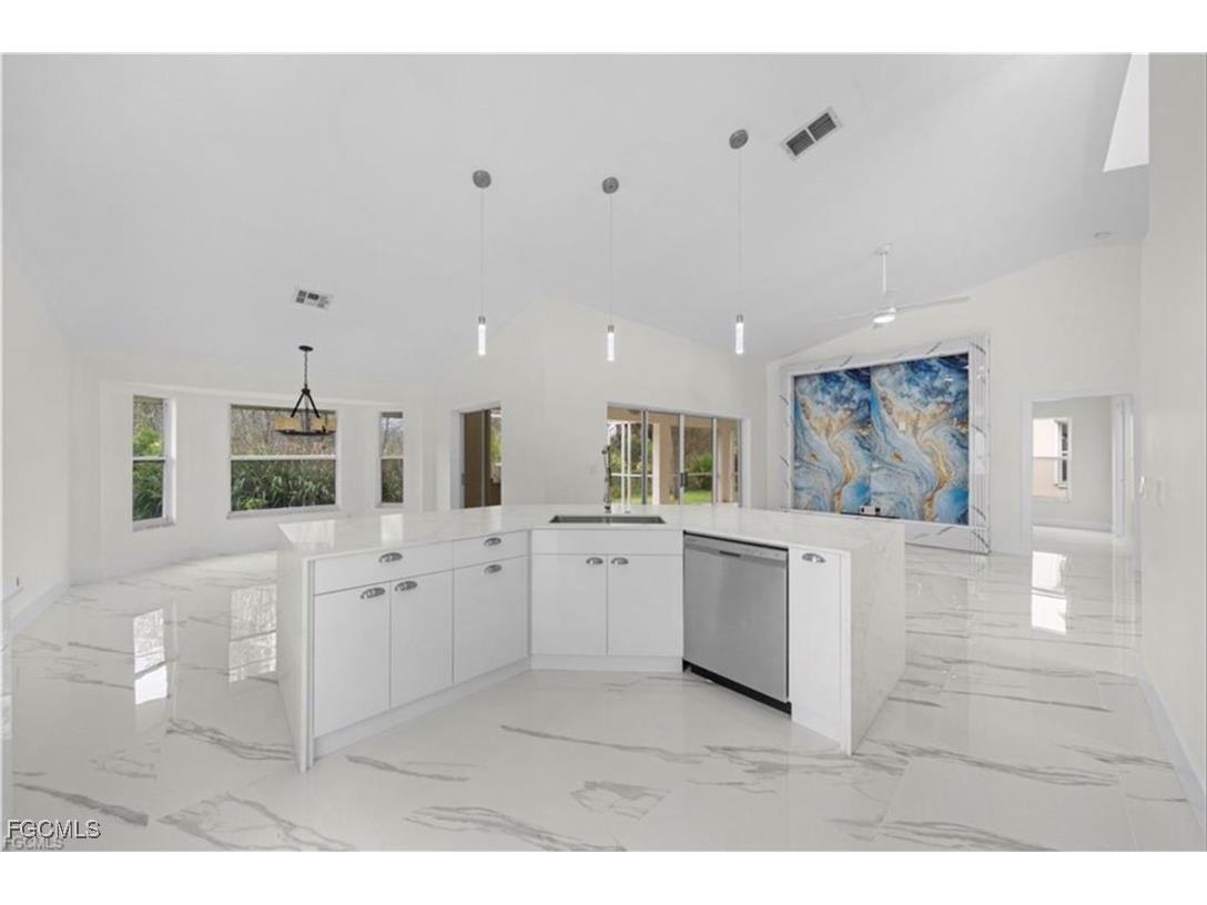 3832 Sabal Springs Boulevard North Fort Myers FL 33917 2025016937 image12