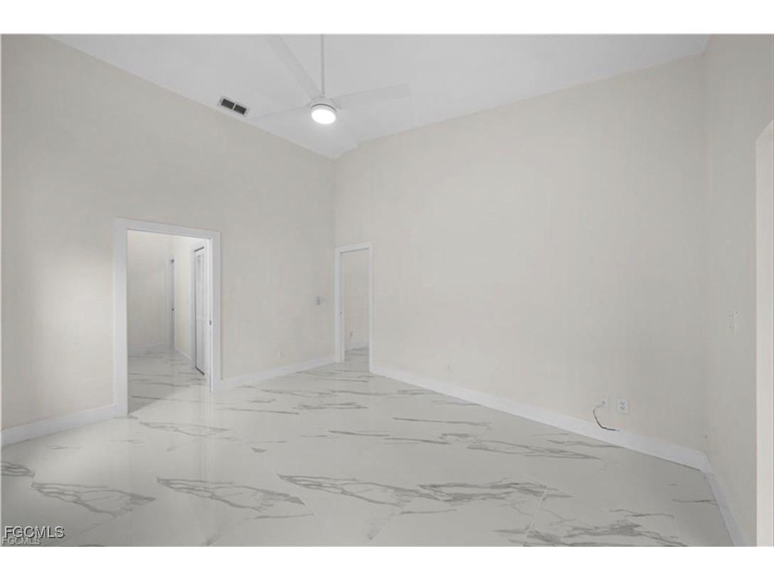 3832 Sabal Springs Boulevard North Fort Myers FL 33917 2025016937 image17