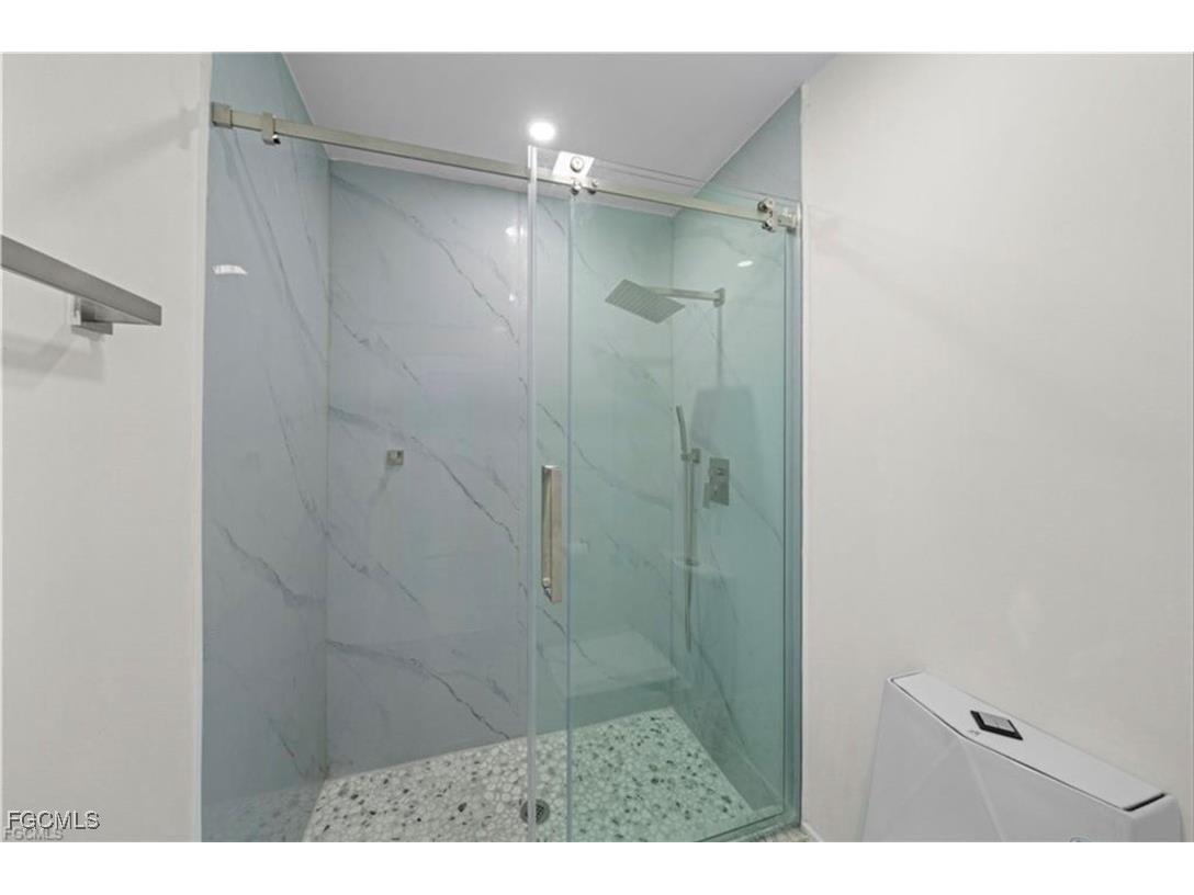 3832 Sabal Springs Boulevard North Fort Myers FL 33917 2025016937 image19