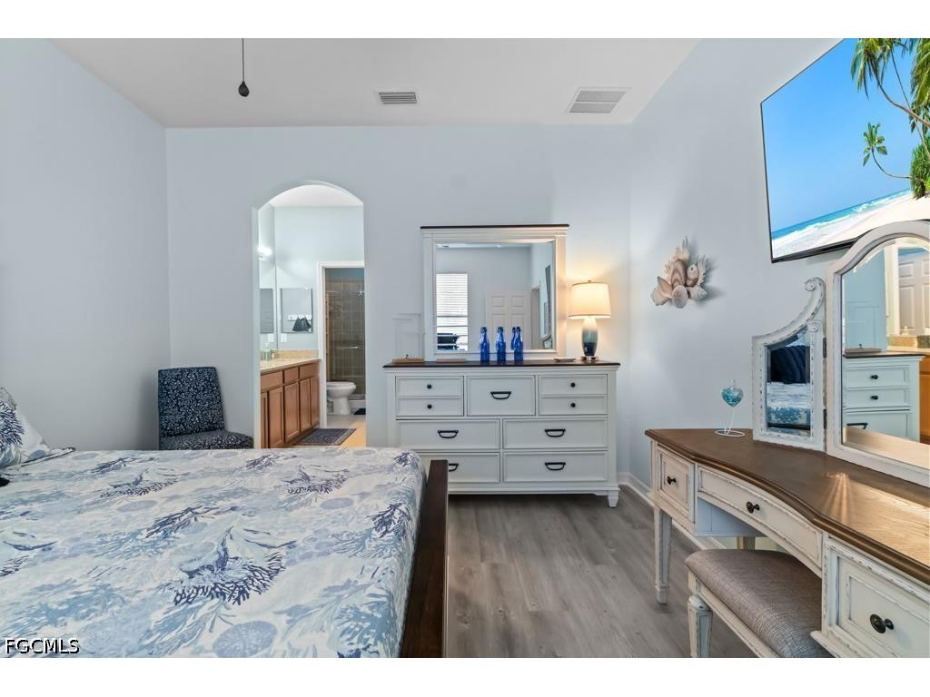 3284 Magnolia Landing Lane North Fort Myers FL 33917 2026016114 image23