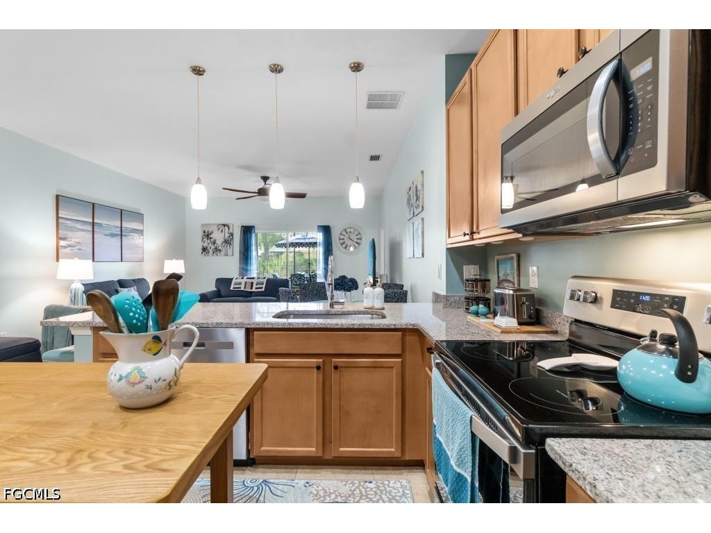 3284 Magnolia Landing Lane North Fort Myers FL 33917 2026016114 image9