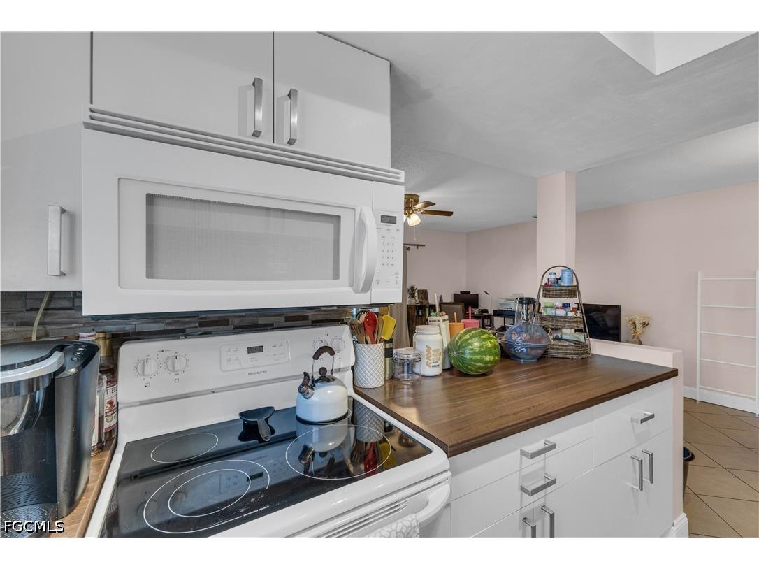 3284 Royal Canadian Trace #4 Fort Myers FL 33907 2026023848 image14