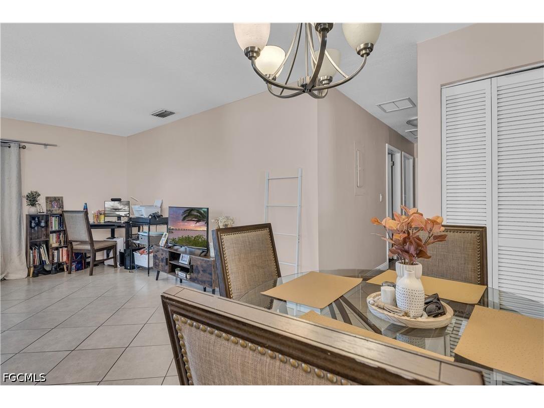 3284 Royal Canadian Trace #4 Fort Myers FL 33907 2026023848 image8