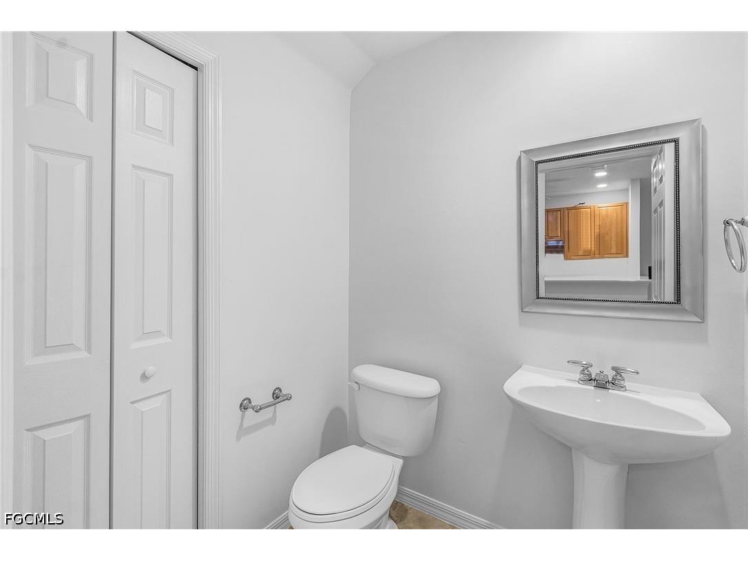 3285 Lindsey Lane #2 Naples FL 34109 2026019164 image12