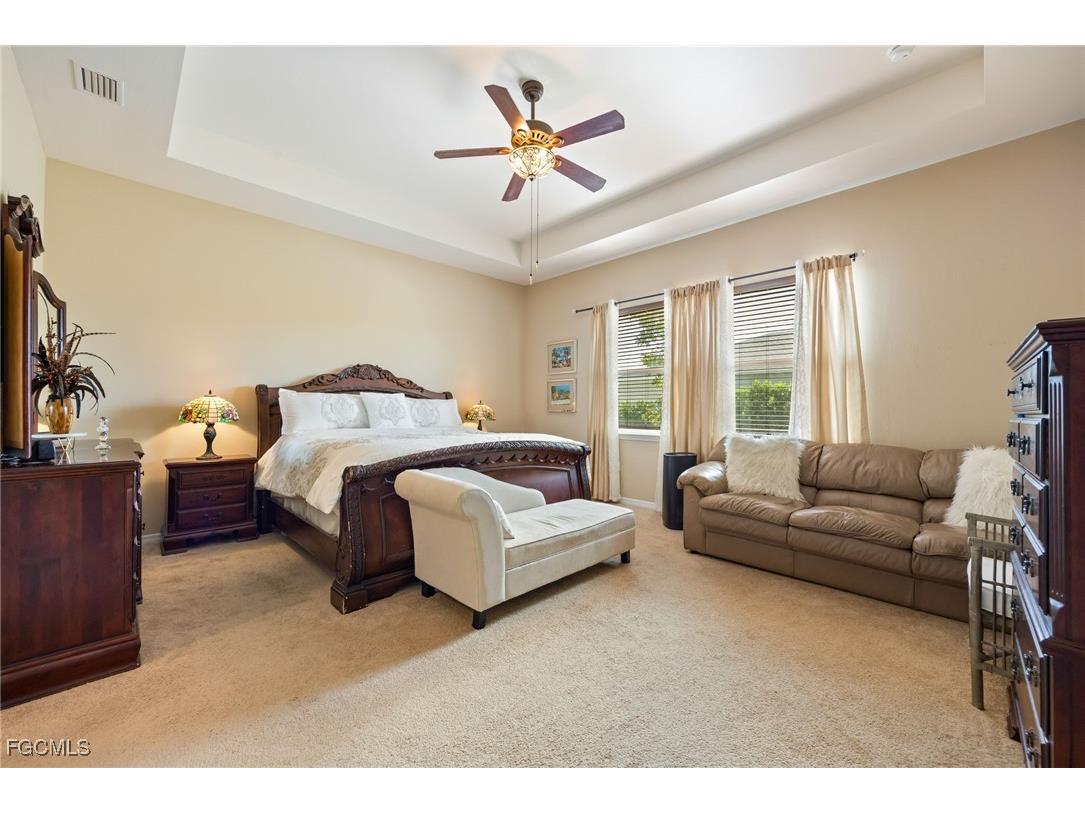 3286 Baravaldo Circle Cape Coral FL 33909 2025015184 image17