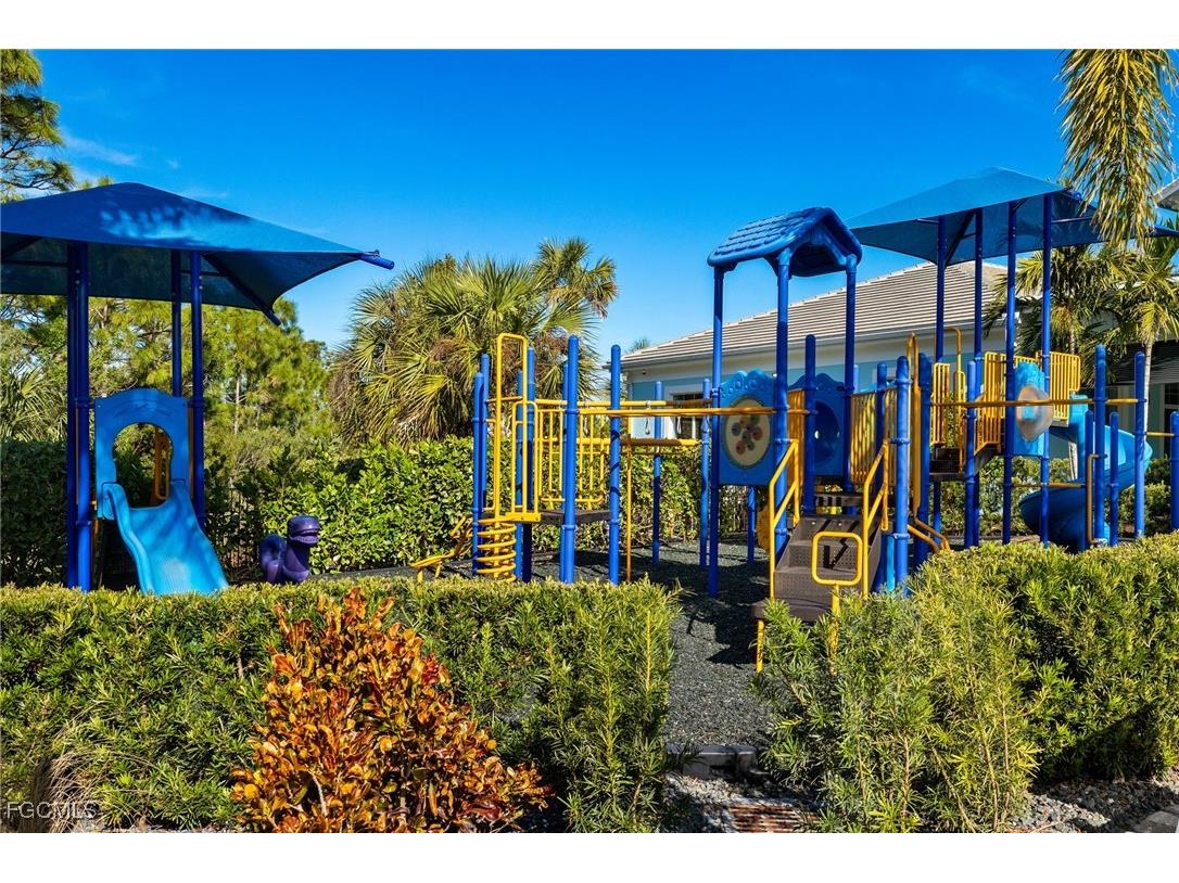 3286 Baravaldo Circle Cape Coral FL 33909 2025015184 image47